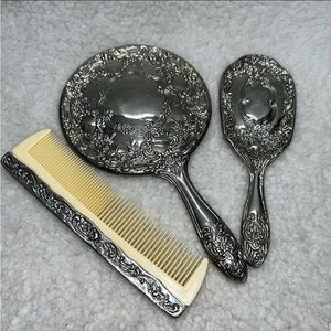 Silver plated 3 piece Victorian Antique mirror set READ